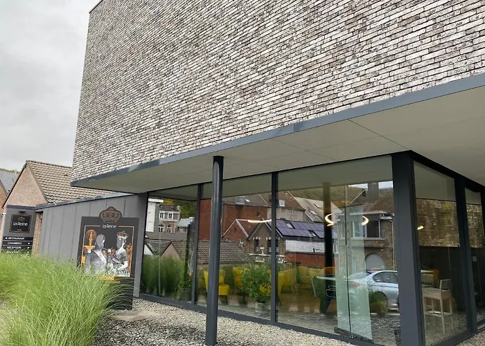Les Thermes de Spa by La Cour de la Reine Hôtel, Suites&accès gratuit au centre thermal